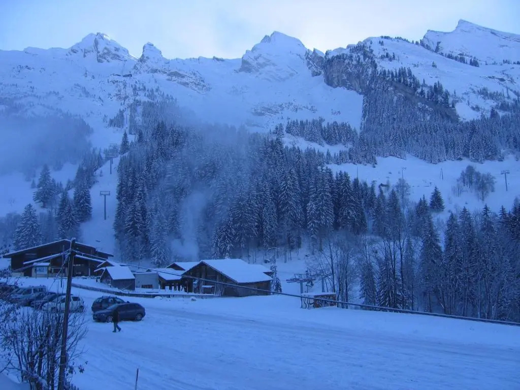 Appartement La Clusaz, 3 pièces, 6 personnes - FR-1-437-1