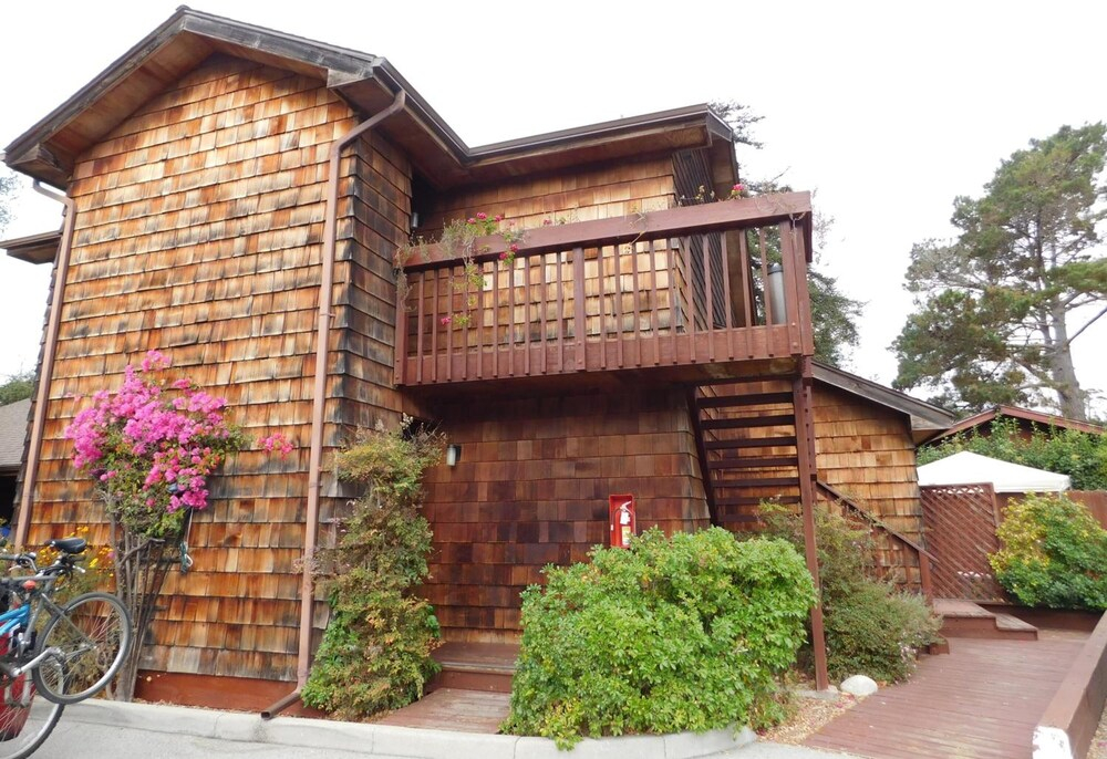 Pacific Gardens Inn