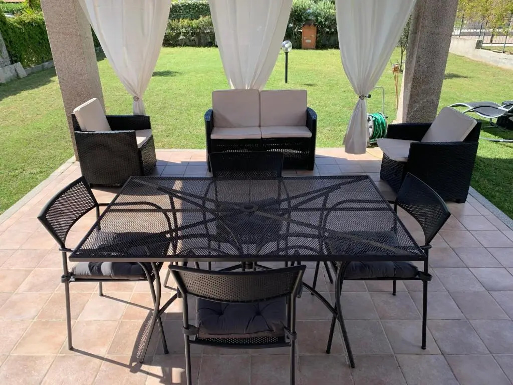 Villa del Moro, FREE WIFI, 300mt from Sinzias Beach
