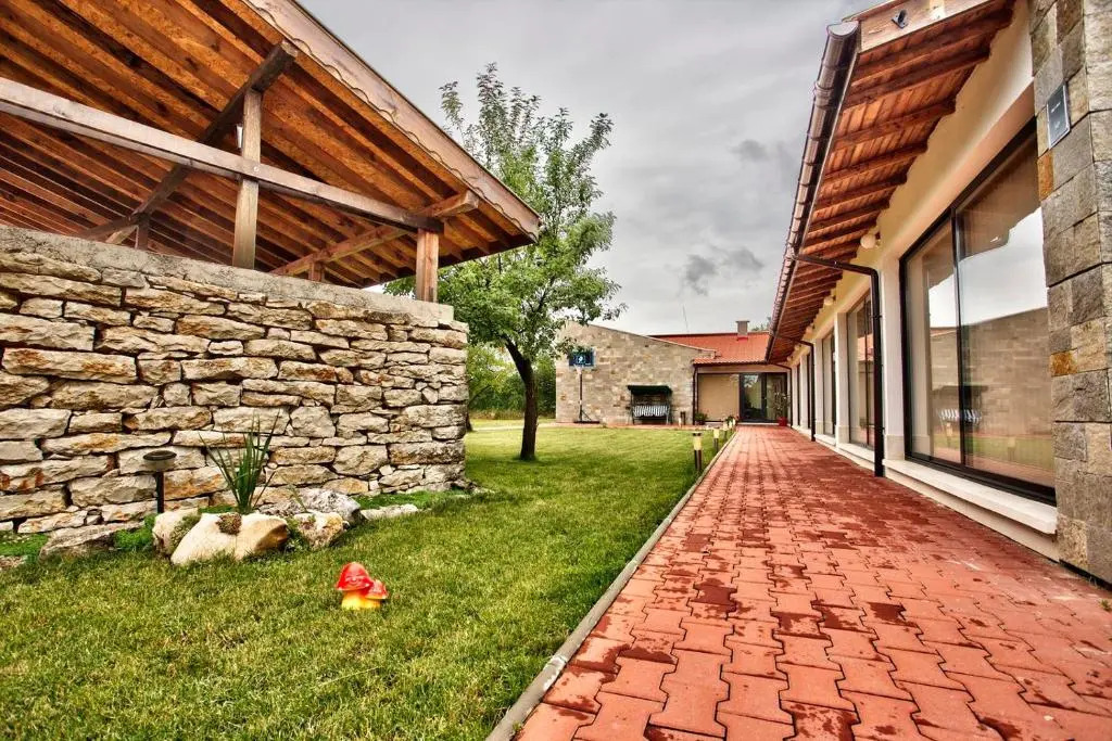 Holiday Homes Chudna