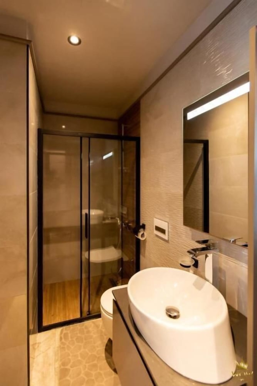 The Diamond in City luxury suites by Cozy
