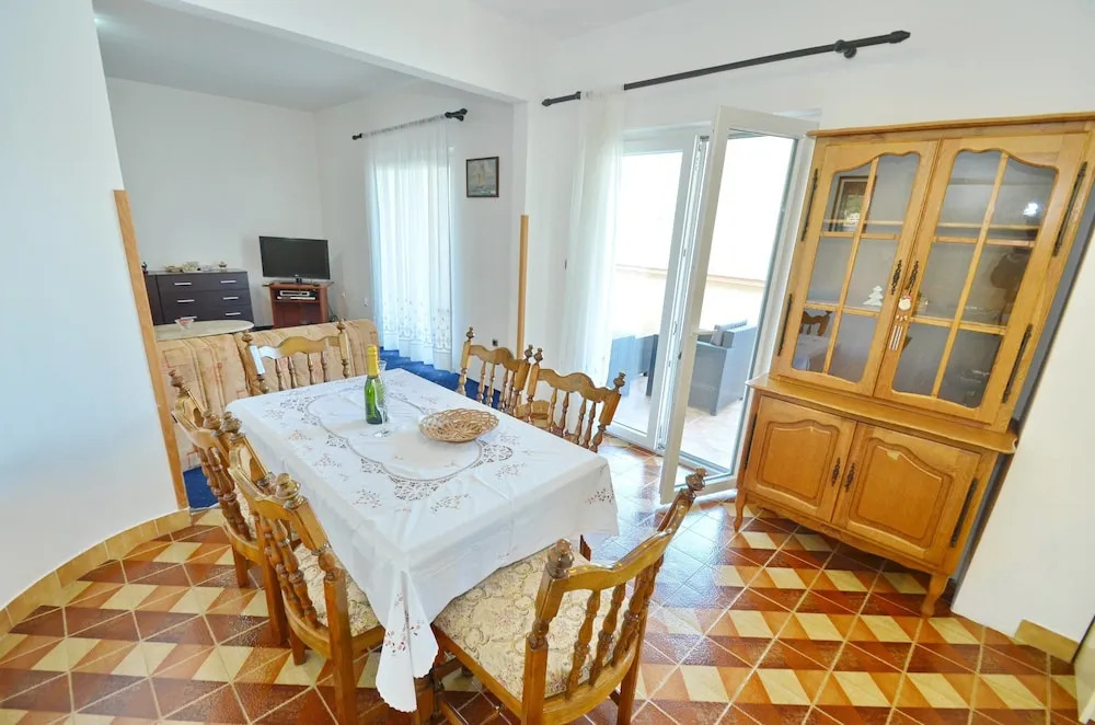 Apartments Corovic