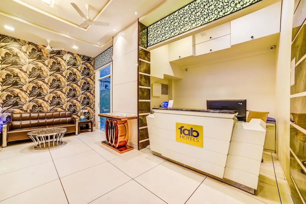 Hotel Laaiba Residency
