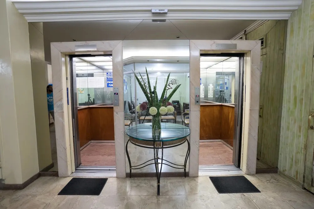 Hotel Real Center