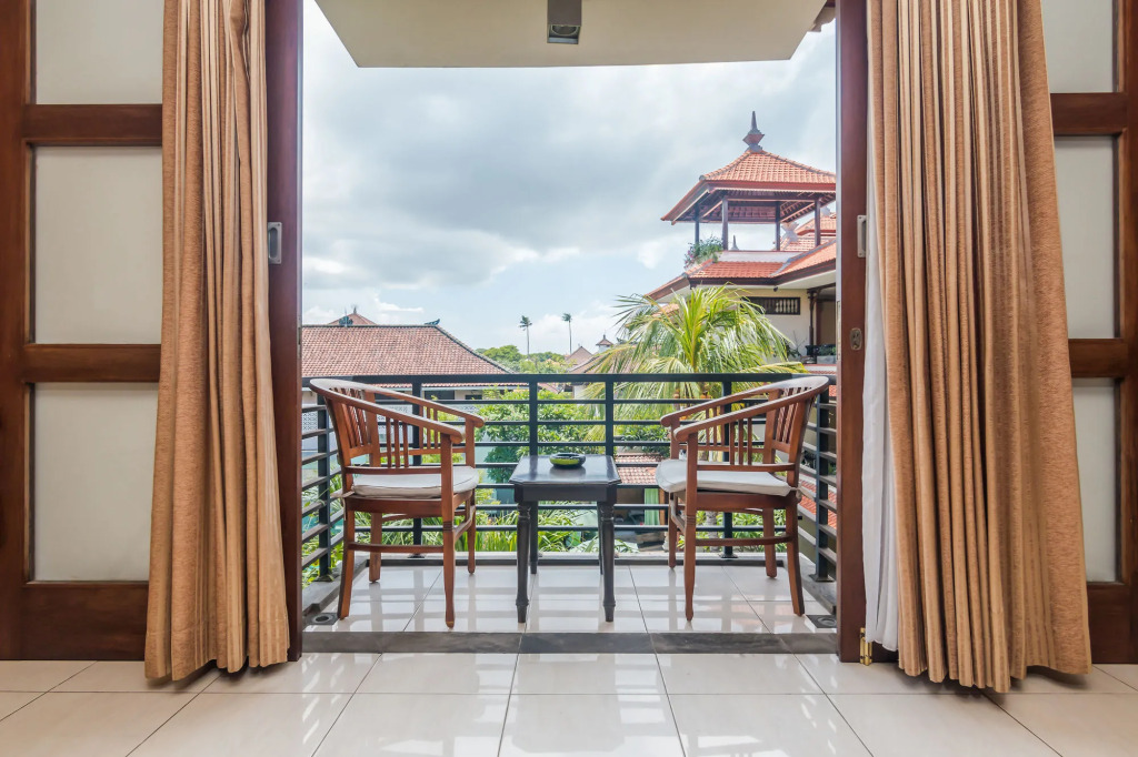 ZEN Rooms Legian Poppies One