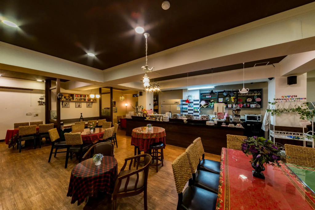Funstay Inn Guesthouse