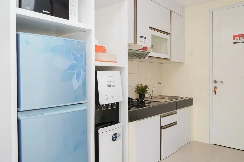 Comfy and Homey Studio at Bintaro Plaza Residence Tower Altiz Apartment
