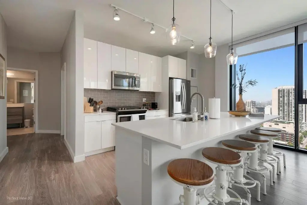 Cloud9 - River North at Aurelien