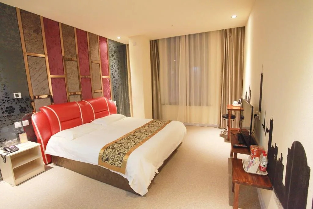 Qingdao Mei'er Xidun Theme Hotel