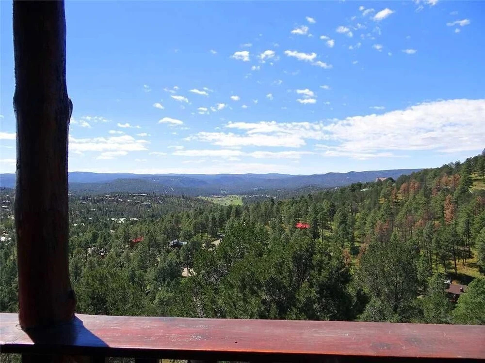 Buena Vida - Three Bedroom Cabin with Hot Tub