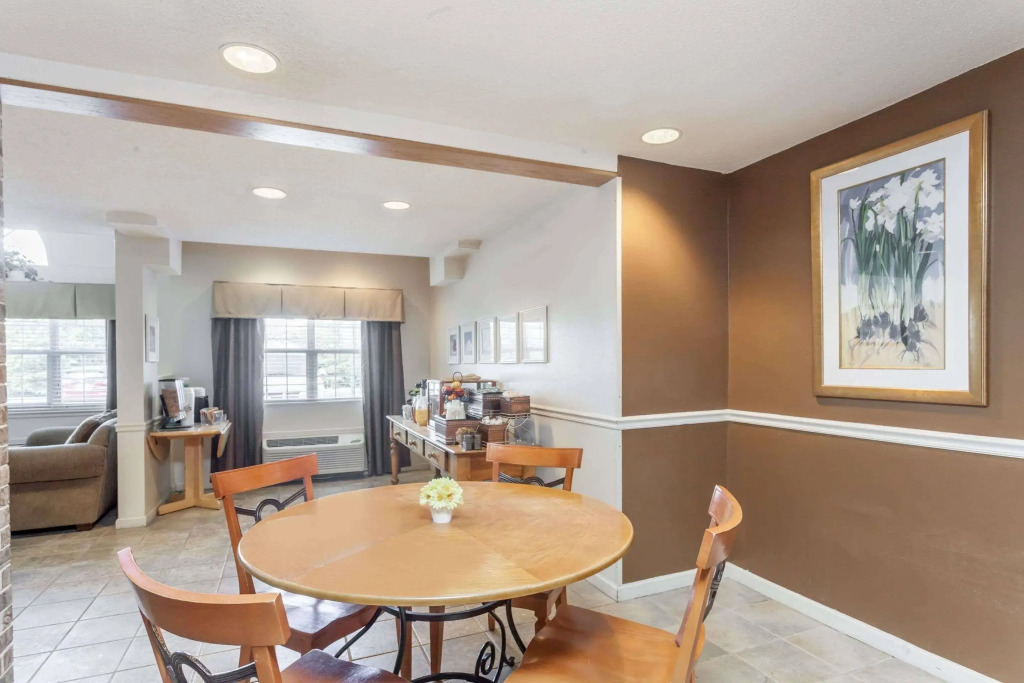 Microtel Inn & Suites by Wyndham Nashville