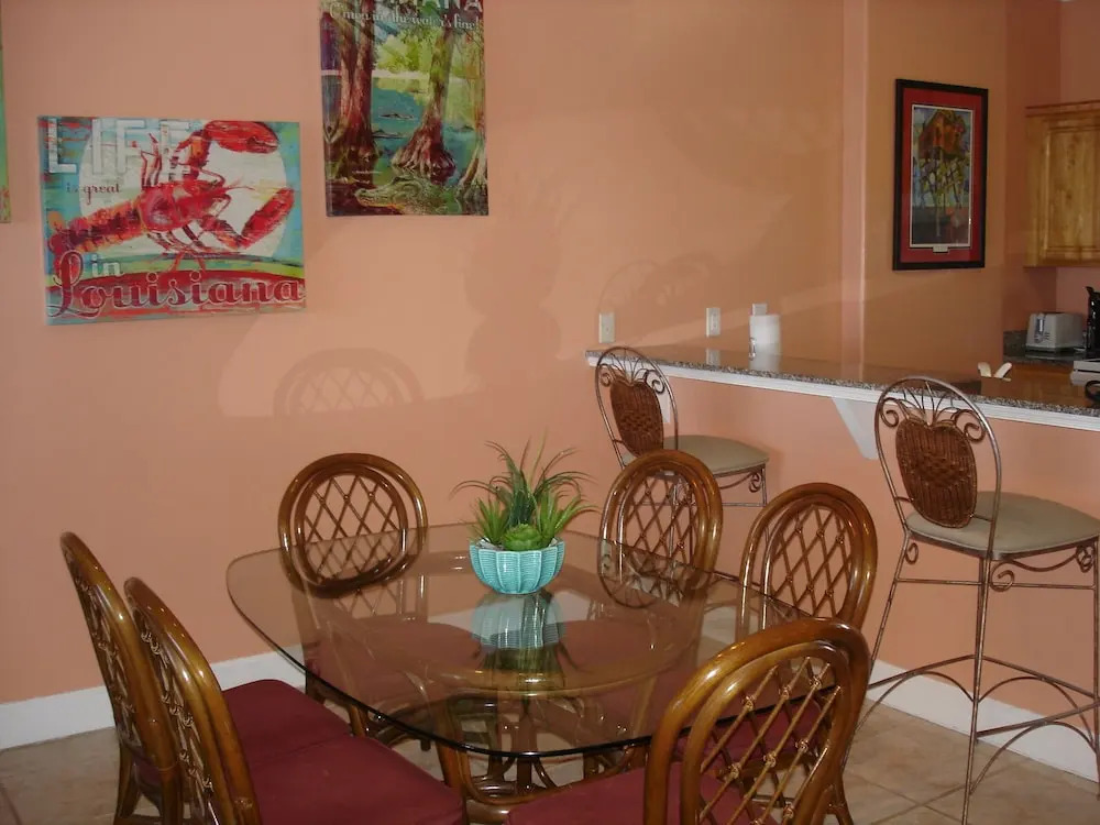 Grand Pointe 703