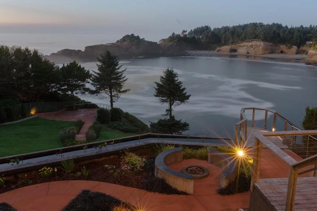 Whale Cove Inn
