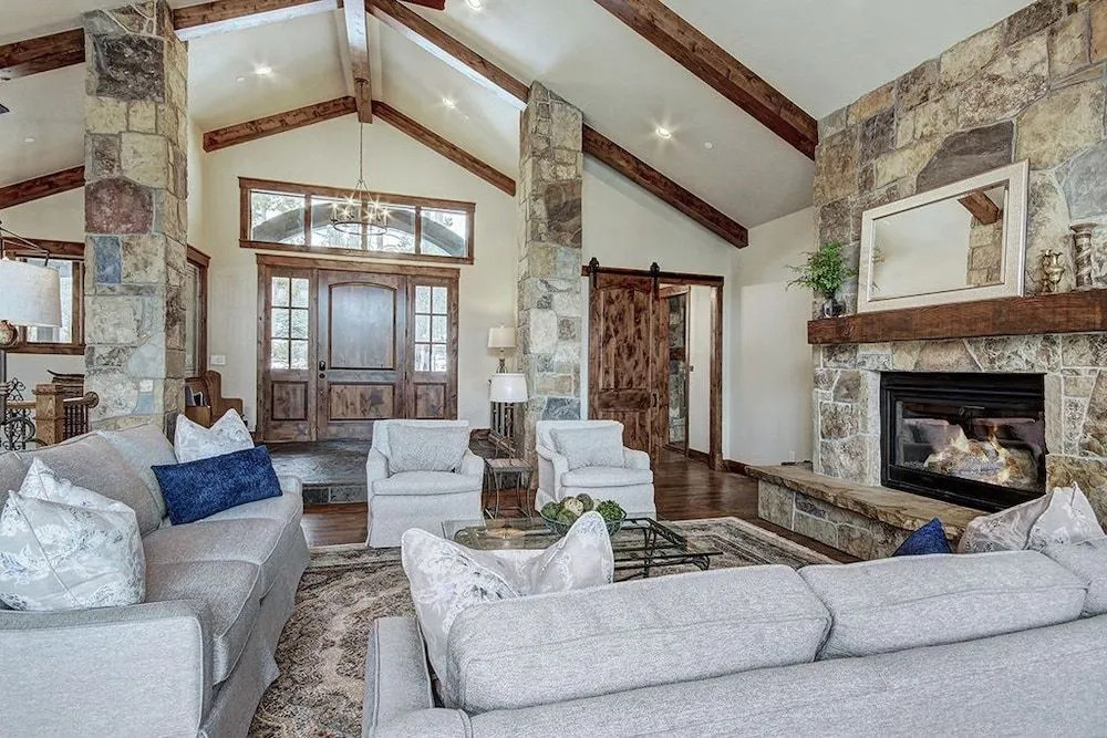 The Breck Escape 6 Bedrooms 5.5 Bathrooms Home