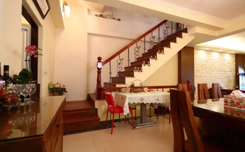 Love Family Hostel