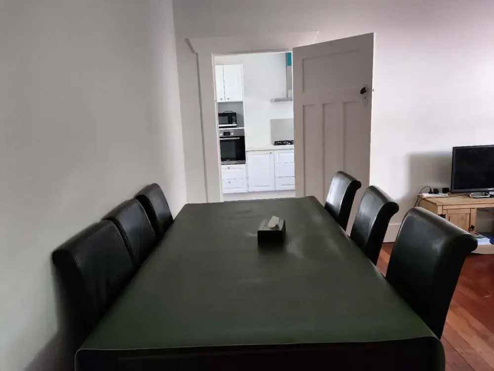 5 Bedroom House 7 Rangiatea Road