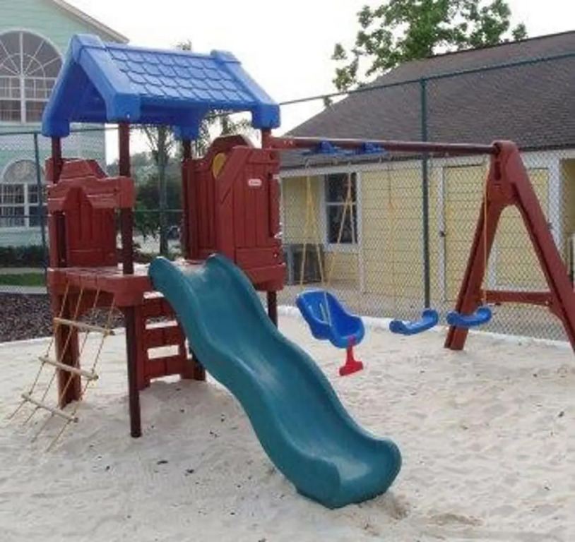 Near Disney: Mickeys Poolside Get Away Private Home