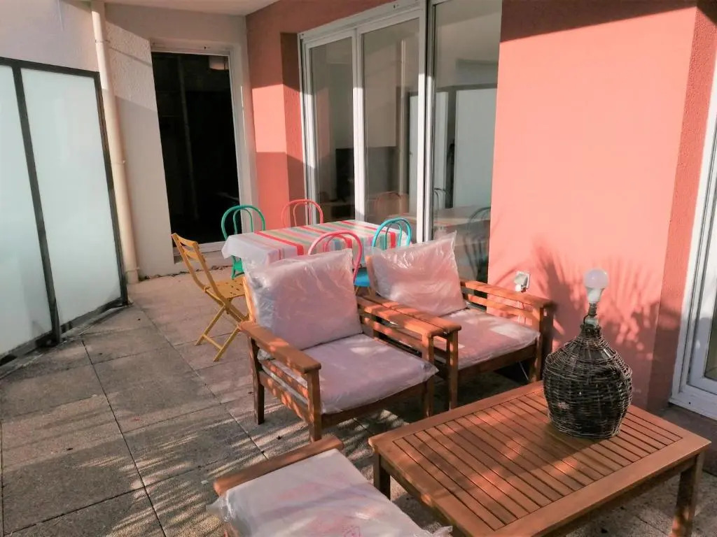52m2,Terrace&Garage,near Part Dieu station,Lyon Congress Center,Parc Têted'Or