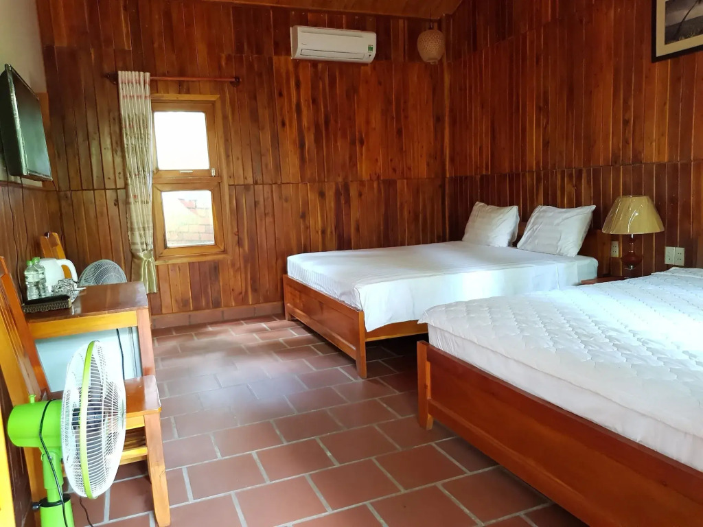 Free Beach Resort