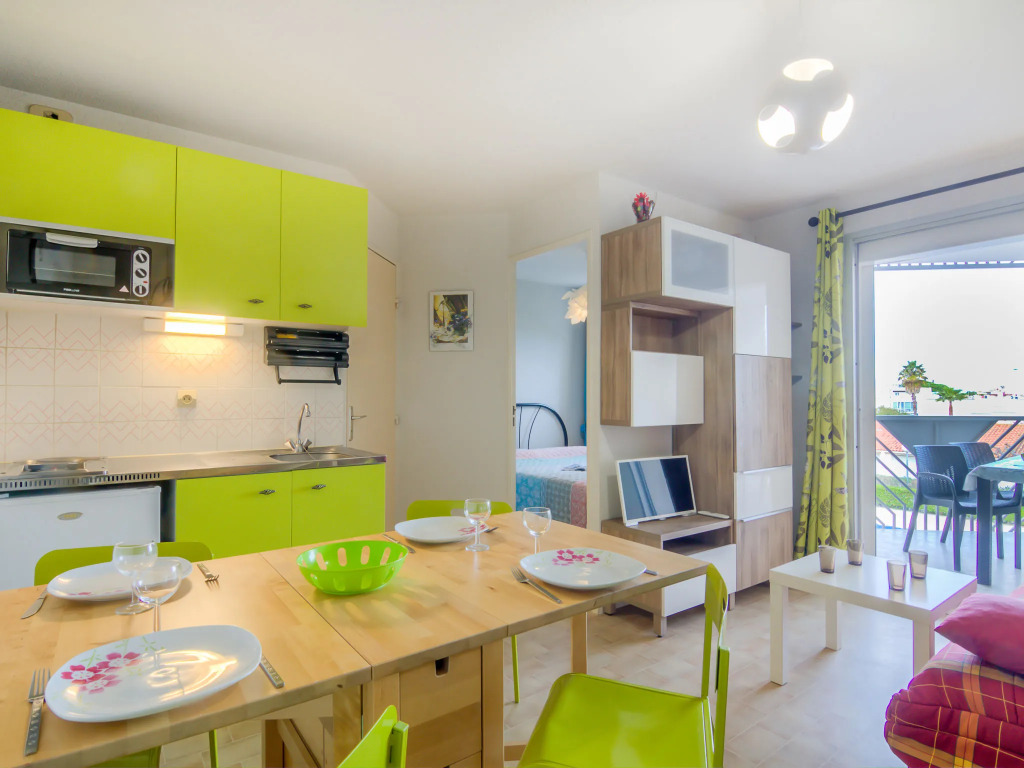 Apartment Les Caraïbes-1 by Interhome