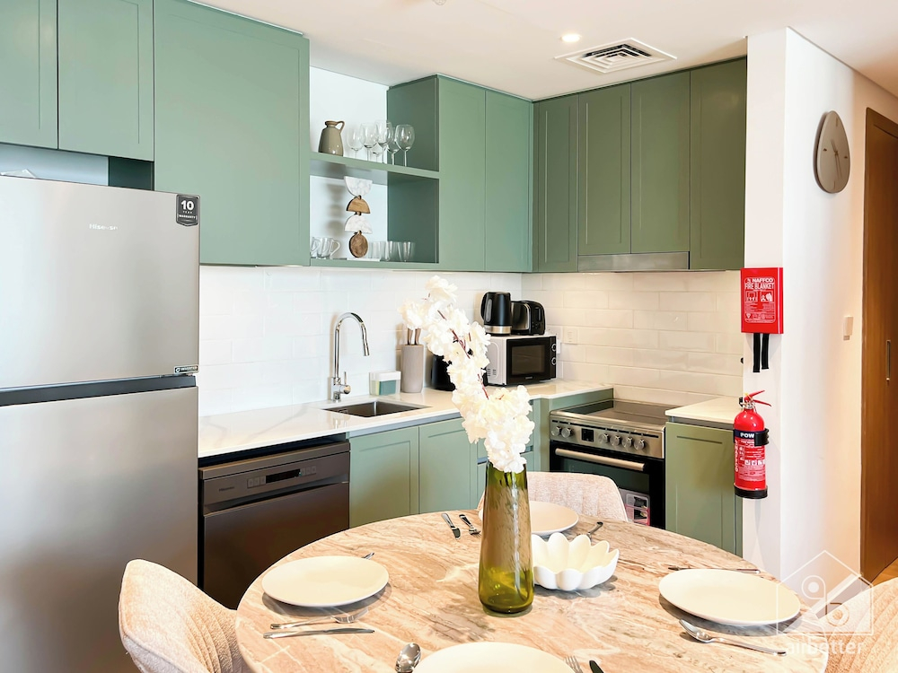 Chic & Cozy 1BR in Heart of City Walk