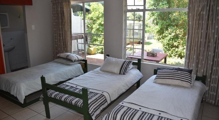 Woodlands Cottages & Camping