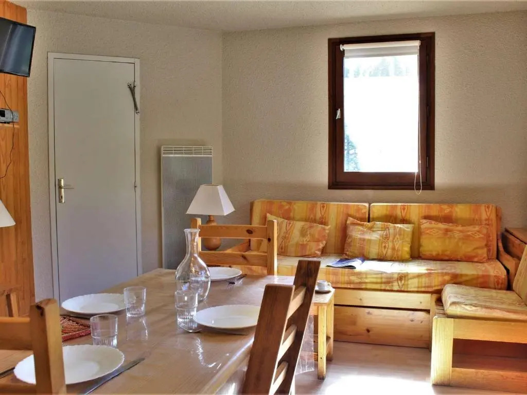 Appartement Risoul, 2 pièces, 5 personnes - FR-1-330-79