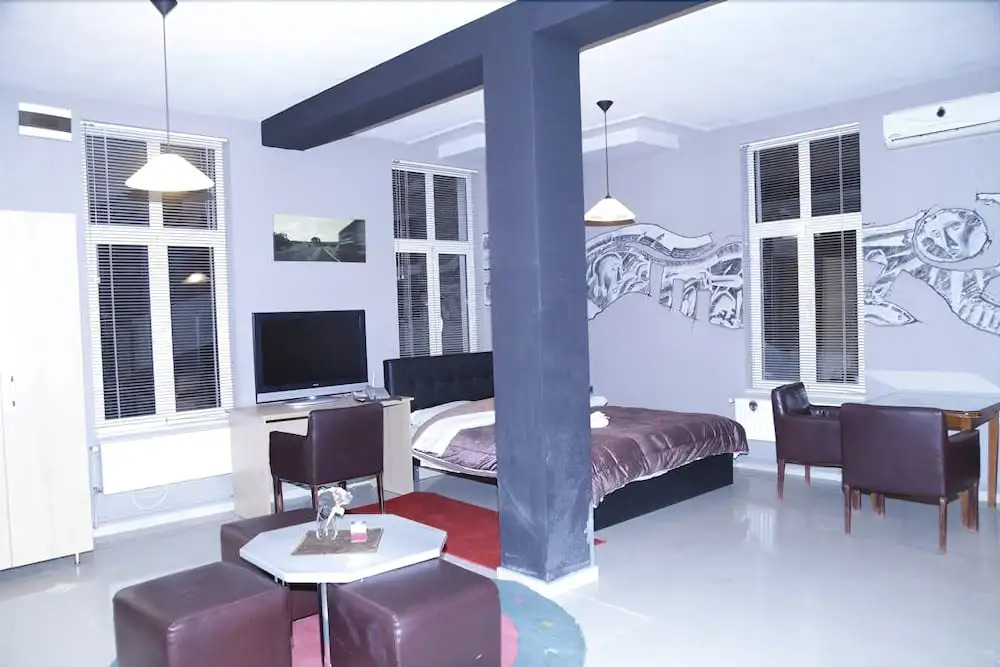 Hotel Ambasador
