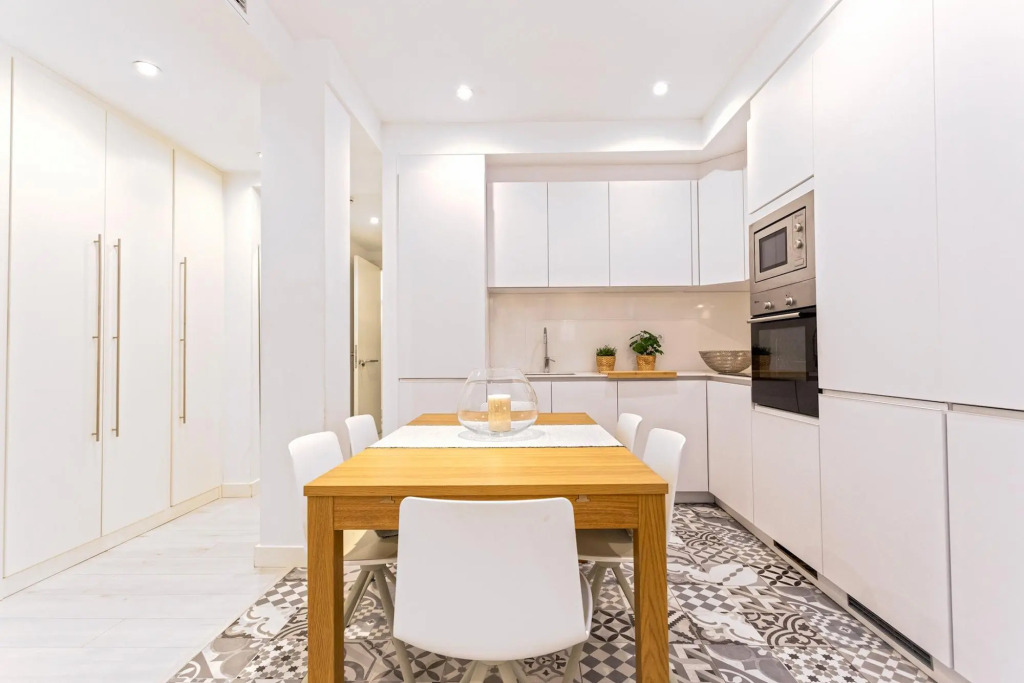 Charming Two-bedroom Apartment Near Cathedral Zacatin 103