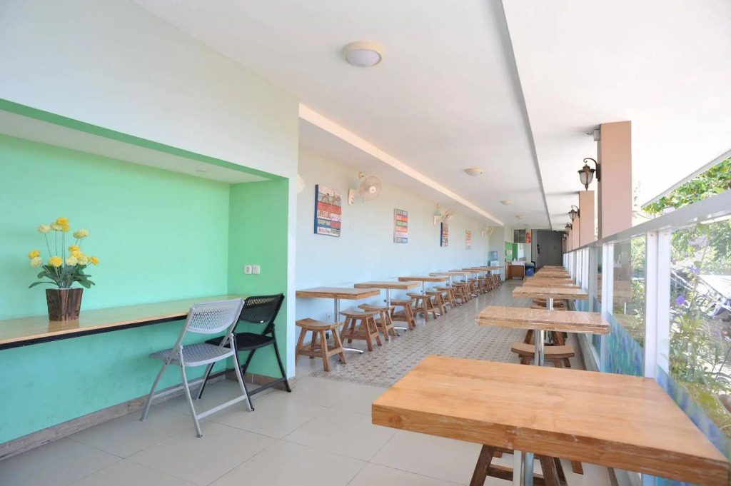 Airy Legian Batu Pageh Gang Melan Kuta Bali