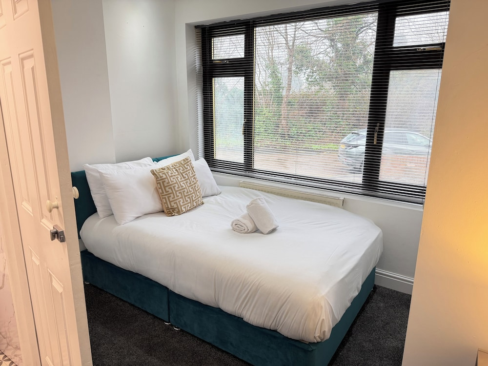 Ensuite Rooms Near Heathrow
