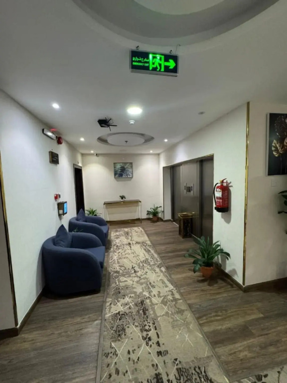 Rose Land Hotel