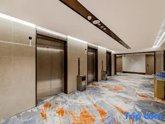 Fuyang  Mercure Joy Hotel Shuangqingwan Water Street