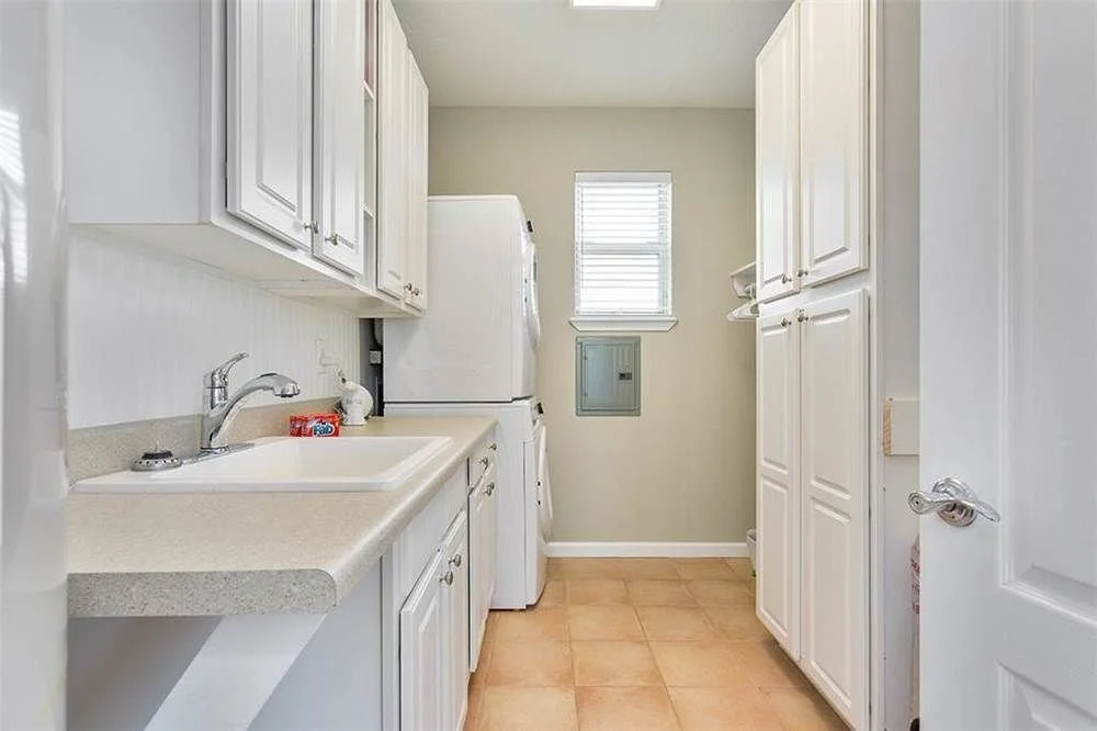 High Tide by Distinctive Beach Rentals