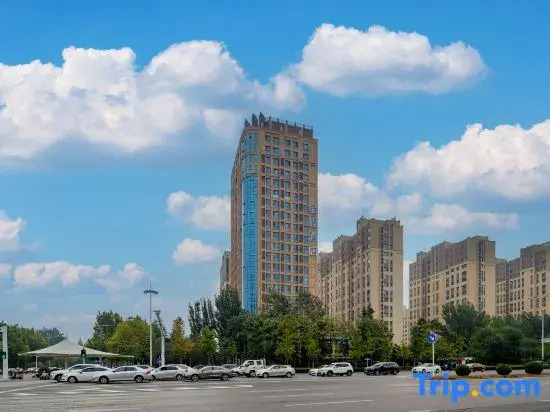 Starway Hotel (Weifang Beihai Road)