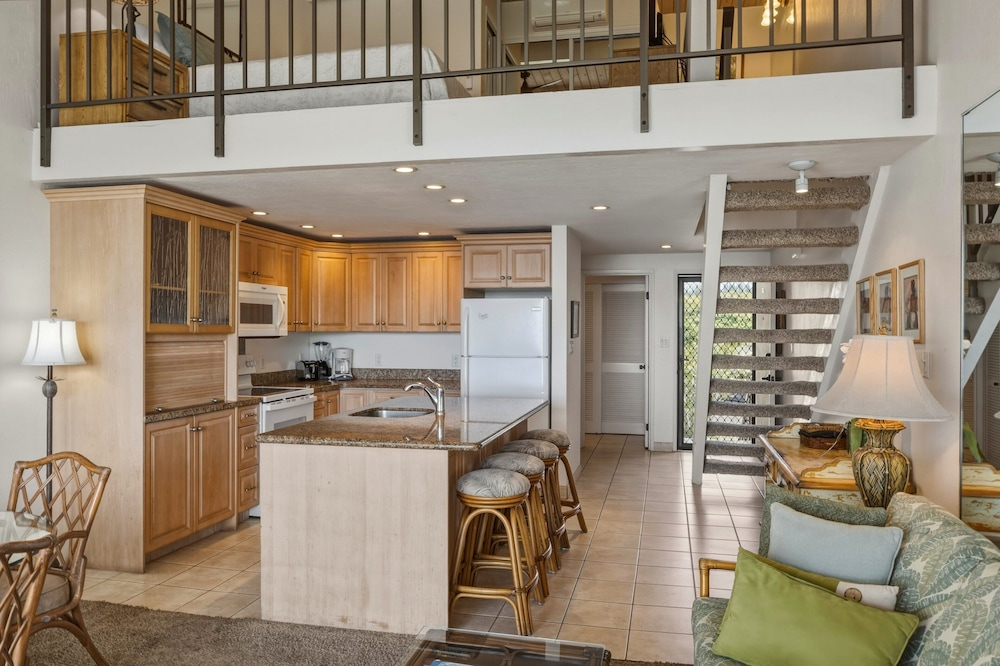 Oceanfront 2br Loft With Sunset Views - Unit C23 1 Bedroom Condo