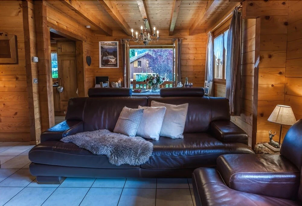 The Red Yeti Lodge