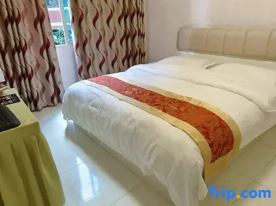 Zhenxiong Tongfu Apartment