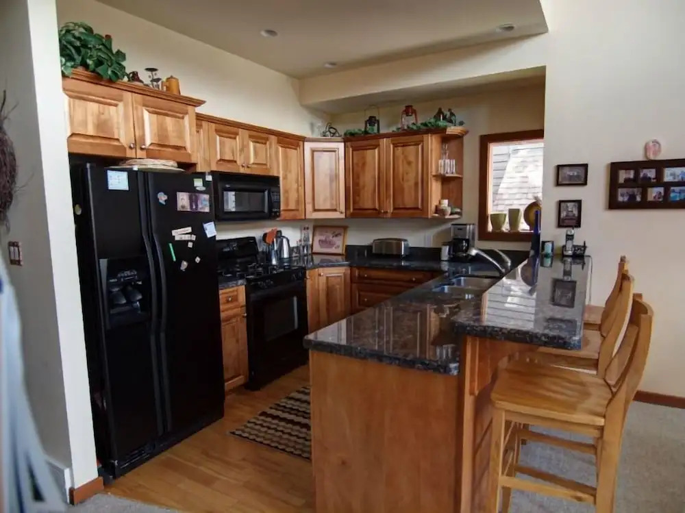 Mountain Town Properties White Wolf 4