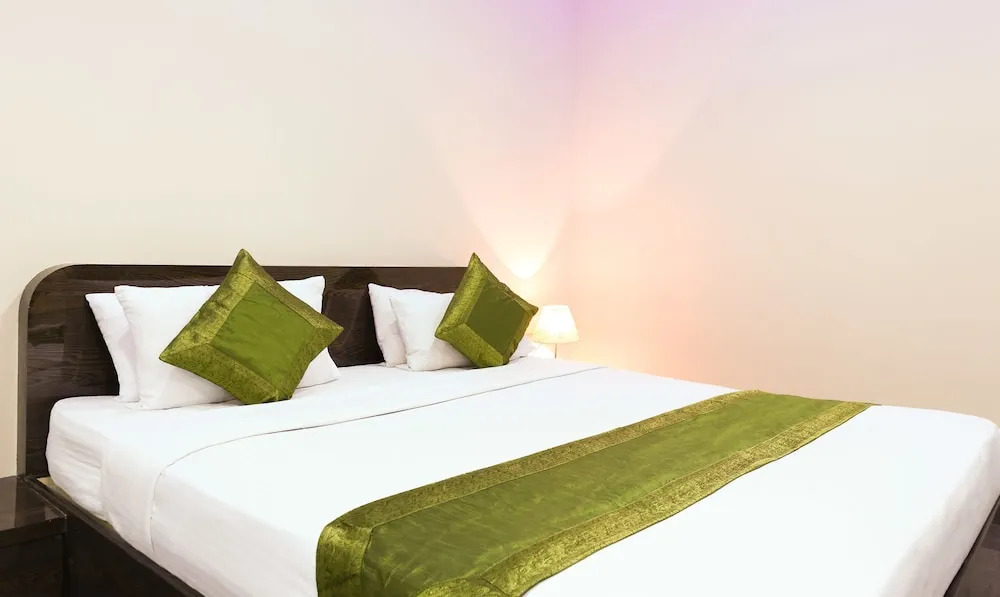 Treebo Manasa Residency