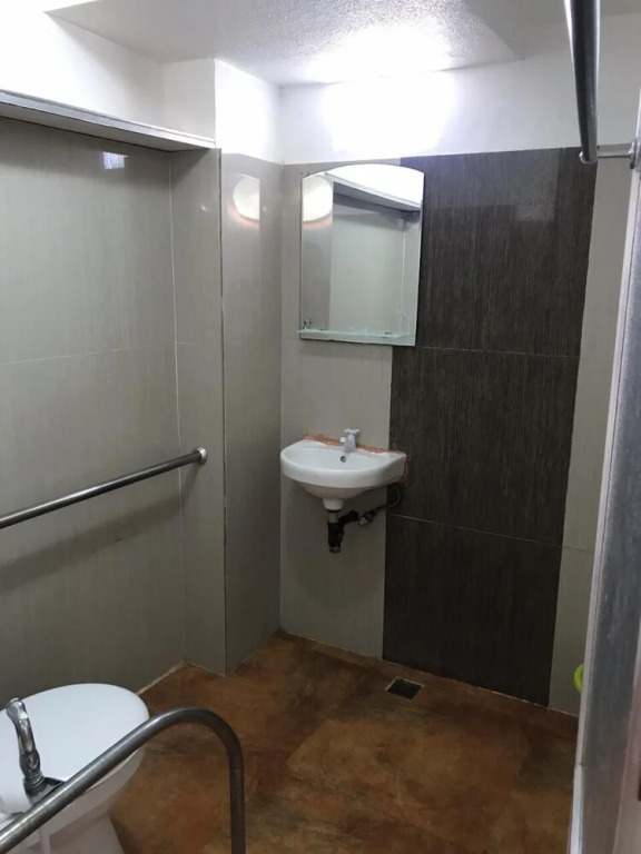 OYO 607 University Condotel