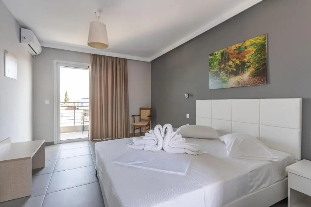 Atrium Hotel
