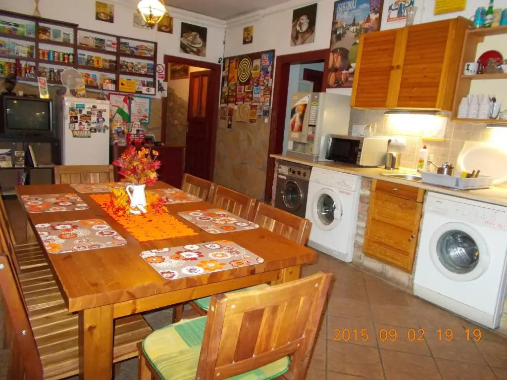 Hungaria Guesthouse