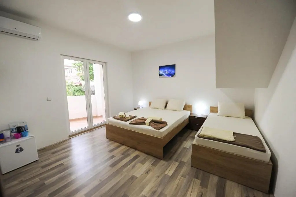 Stella Apartments