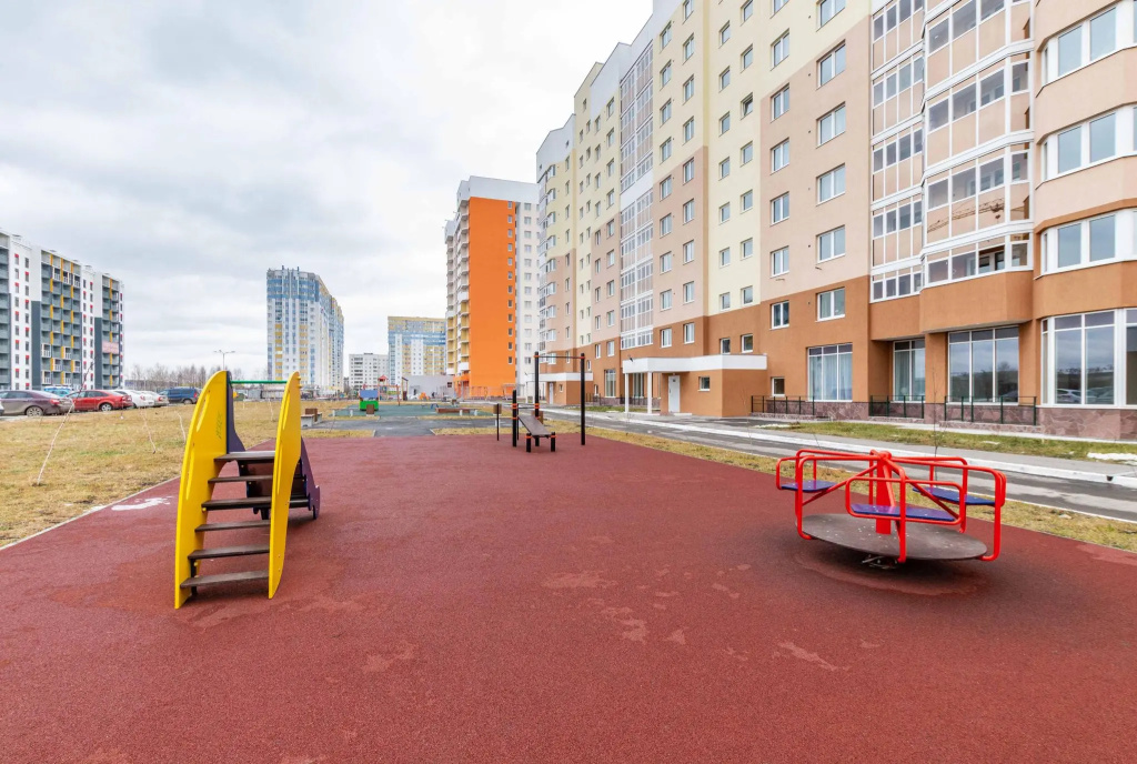 DreamHouse на Спутников 16