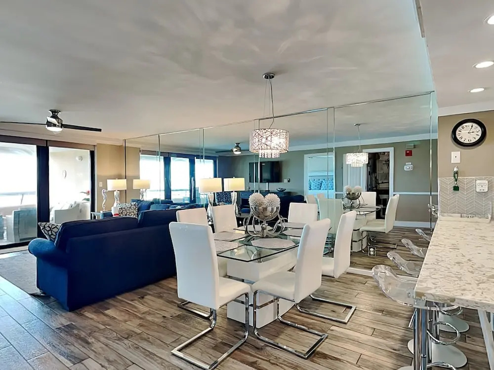 Serenity Cottage by Southern Vacation Rentals