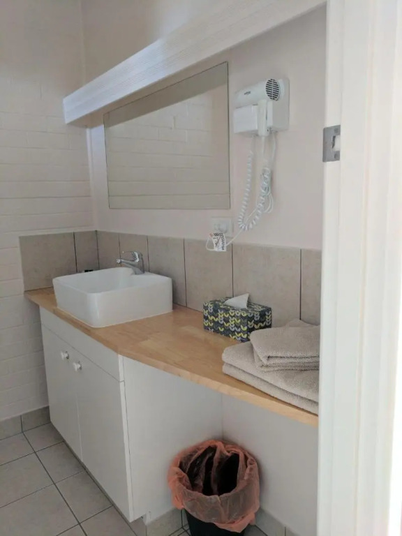Lake Bolac Motel