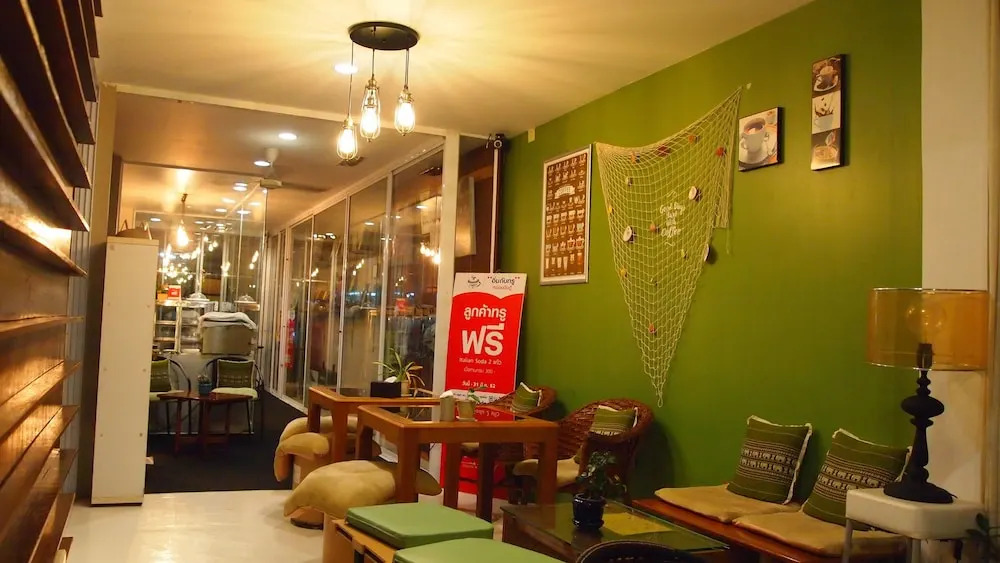 Coffee at Home Hostel - Adults Only