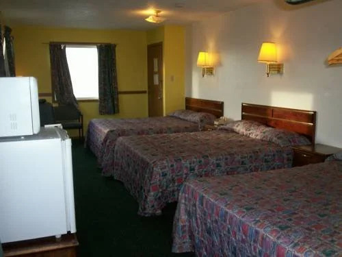 Colonial Inn