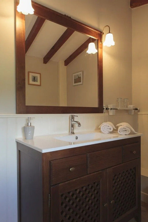 Luxe B&B maison á votre santé, in Bordeaux Wine Region